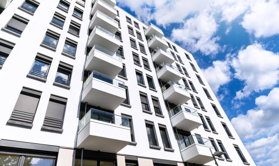 Jak efektywnie kontrolować koszty dzięki profesjonalnemu zarządzaniu wspólnotą?