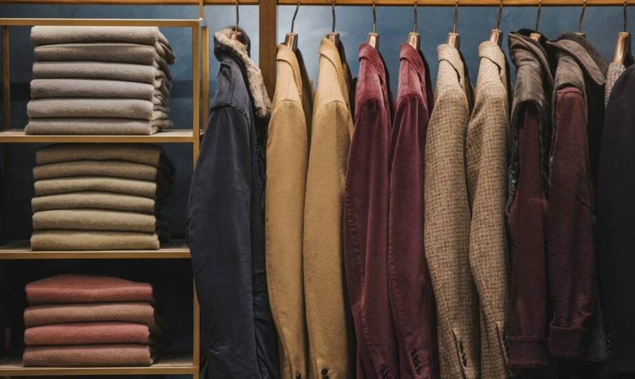 Haft komputerowy w projektach odzieżowych – jak dodać elegancji bluzom?