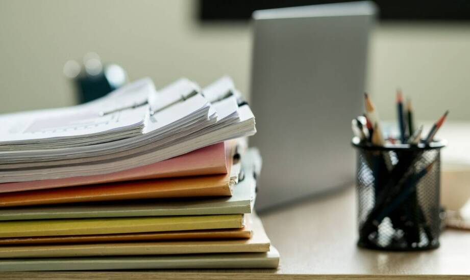 Alternatywa dla niszczarki biurowej: Regularny odbiór dokumentów do zniszczenia