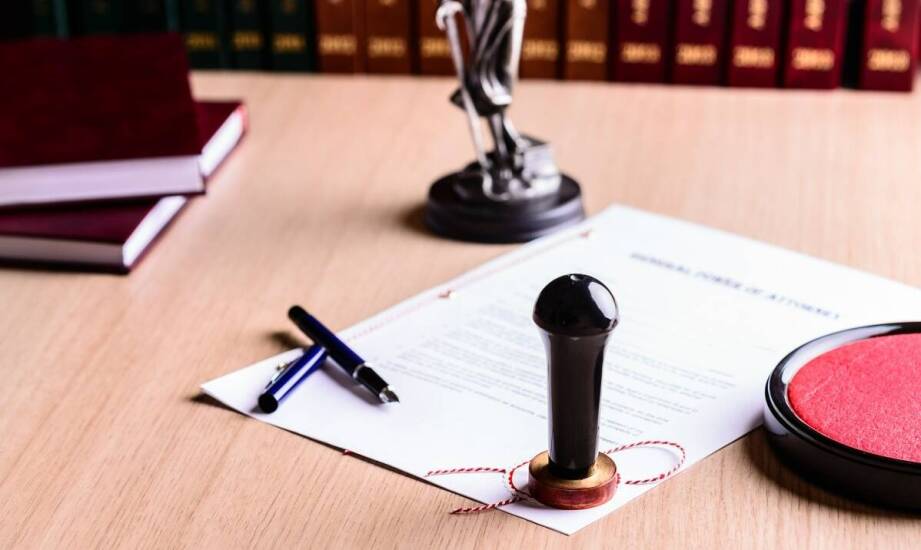 Jakie czynniki wpływają na wybór odpowiedniego rodzaju pieczątki?