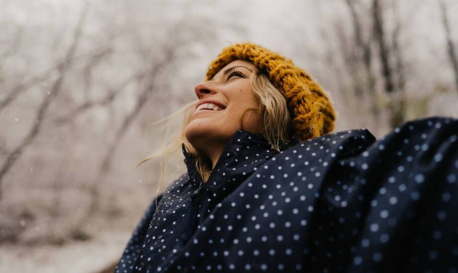 Kurtki do lasu – jak zapewnić sobie ciepło i komfort w chłodne dni?