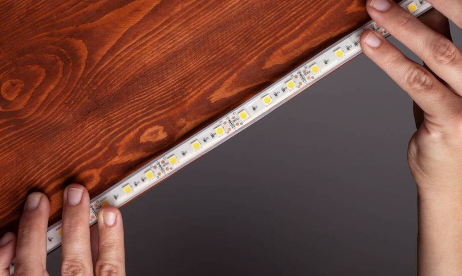 Jak minimalistyczny design lamp LED wpisuje się w trendy projektowania akwarium?