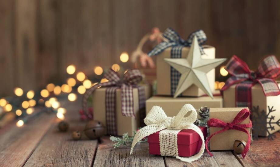 Wie wählt man ein personalisiertes Weihnachtsgeschenk für einen Mitarbeiter aus, das in Erinnerung bleibt?