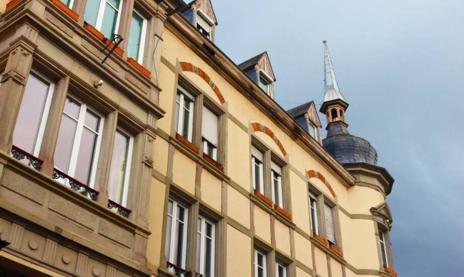 Najlepsze praktyki w konserwacji elewacji zewnętrznych