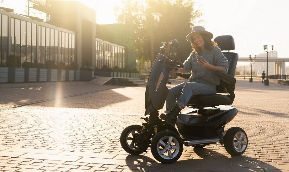 Nowoczesne akcesoria do wózków inwalidzkich elektrycznych: innowacje poprawiające mobilność