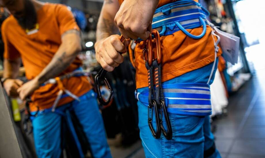 Innowacyjne technologie w odzieży roboczej – komfort i bezpieczeństwo