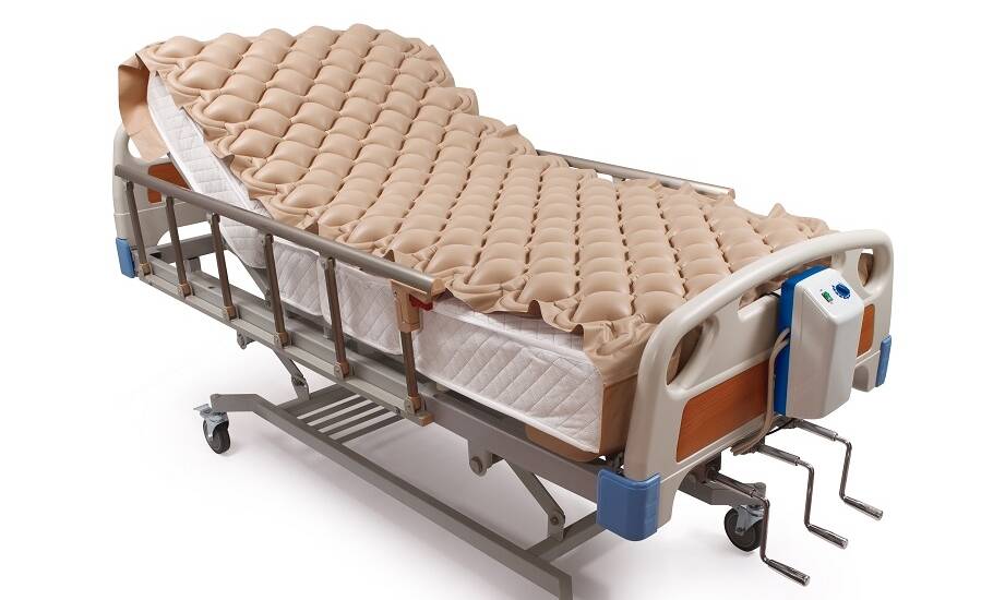 Rola materaca przeciwodleżynowego rurowego w opiece długoterminowej