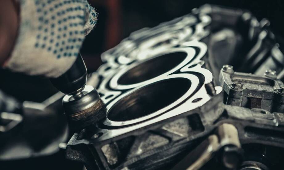 Jak prawidłowy montaż uszczelek gumowych płaskich wpływa na ich trwałość?