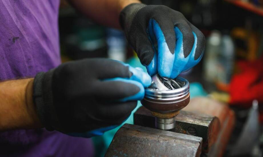 Jak przygotowanie powierzchni wpływa na efektywność malowania proszkowego?