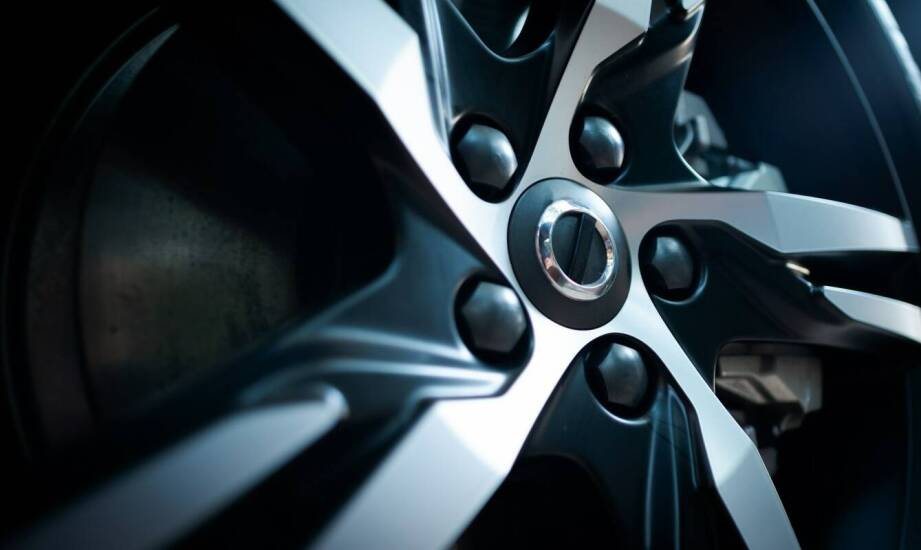 Akcesoria do Volvo: Foteliki dziecięce i boxy na hak