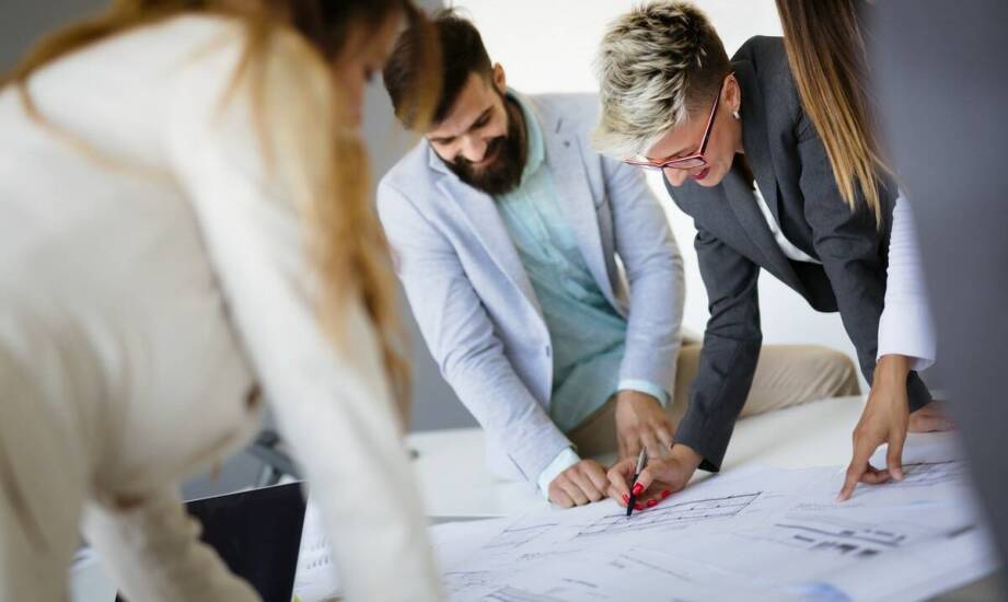 Znaczenie współpracy z ekspertami przy projektowaniu sieci elektroenergetycznych