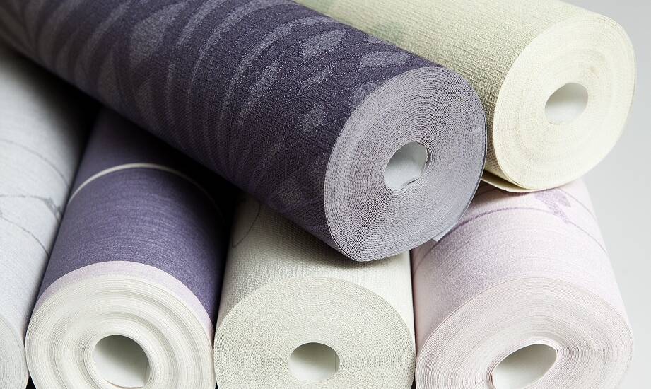 Jak szerokie paski do tapet mogą wpłynąć na estetykę wnętrza?