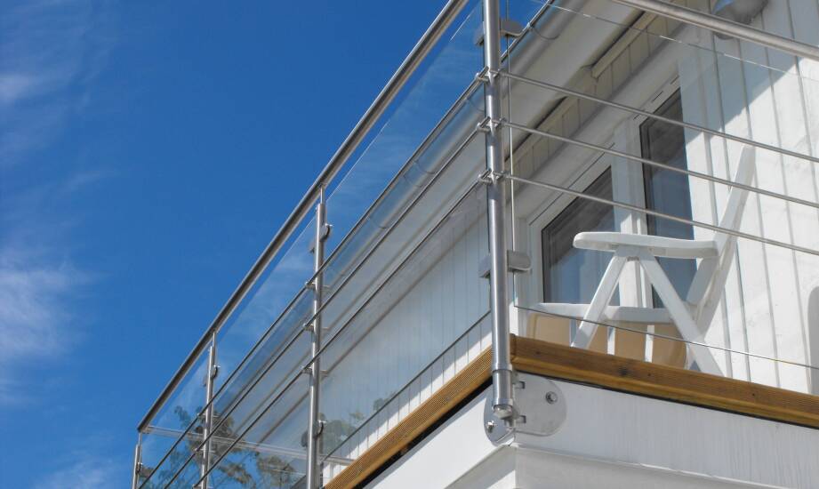 Warum ist die Materialqualität bei der Auswahl von Geländern entscheidend?