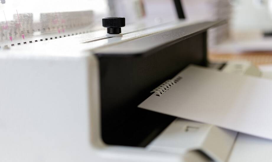 Jak wybrać bindownicę drutową do intensywnego użytkowania?