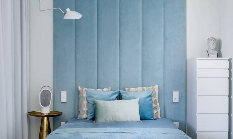 Wybór kształtu paneli tapicerowanych na ścianę: jak dopasować do aranżacji wnętrza?