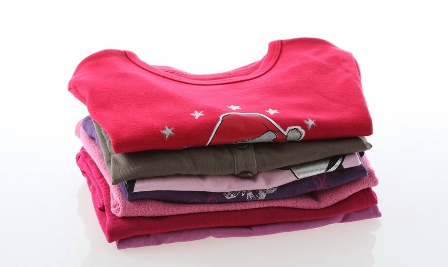 Jak wybrać idealne koszulki damskie z nadrukiem na prezent?