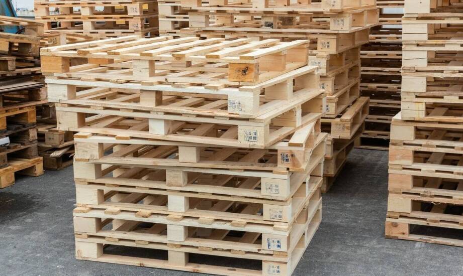 Welche Arten von Transportpaletten gibt es?