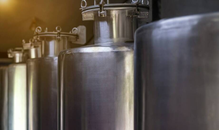 Wpływ jakości zbiorników do AdBlue na optymalizację kosztów operacyjnych