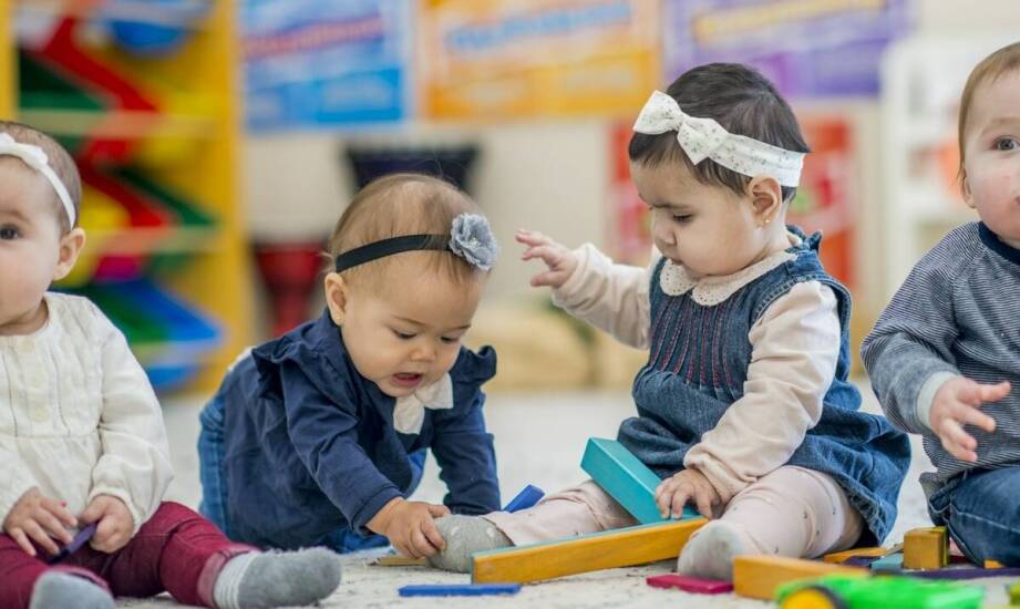 Prywatny żłobek z wyżywieniem: jak dba o zdrowie psychiczne dzieci?