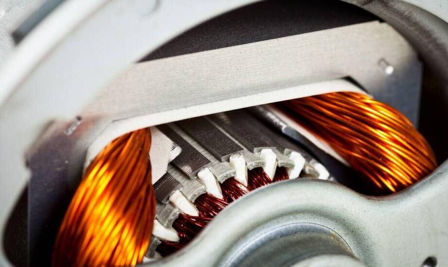 Jak dobrać moc silnika elektrycznego do wielkości pontonu?