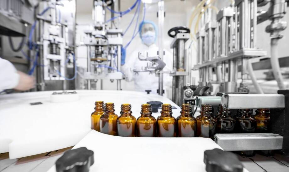 Jak producent słoików dostosowuje ofertę do potrzeb rynku chemicznego?