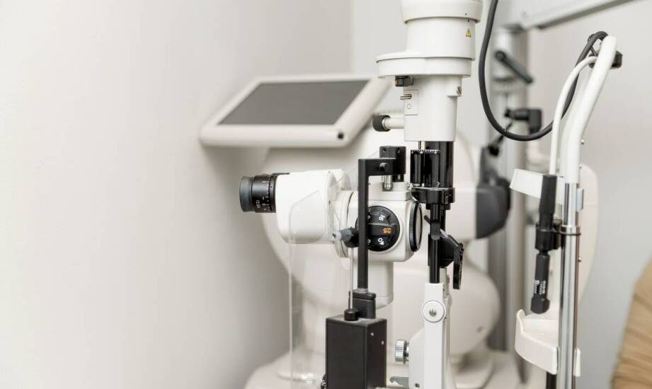 Rola nowoczesnego sprzętu diagnostycznego w pracy okulisty