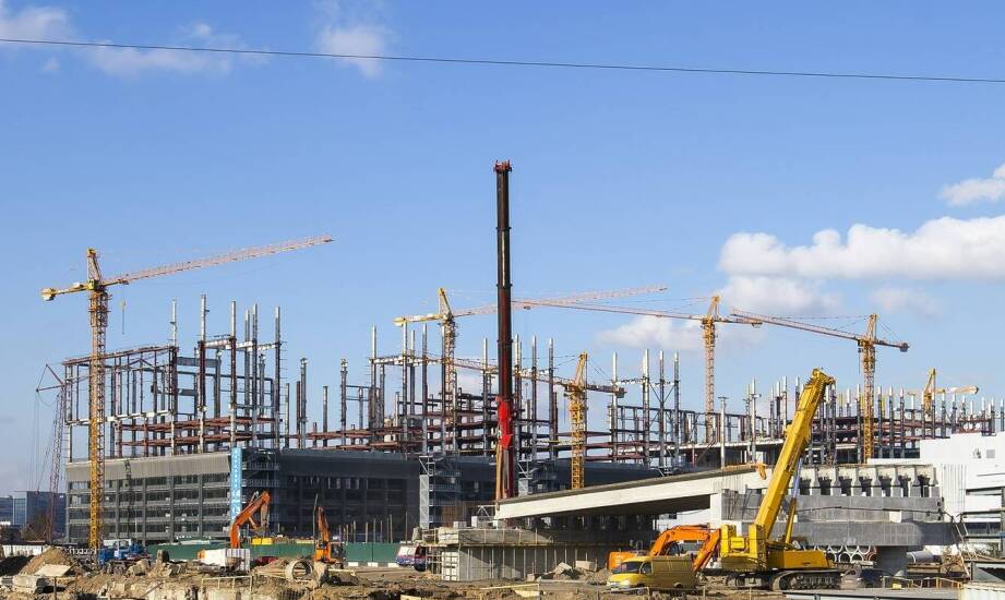 Rola wynajmowanego sprzętu w pracach porządkowych na placu budowy