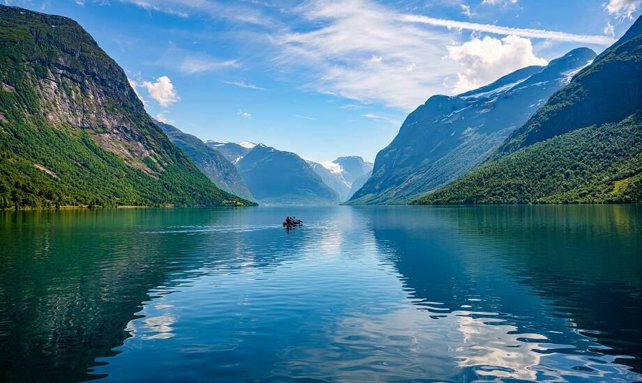 Fiordy norweskie: top 5 miejsc, które musisz zobaczyć podczas wycieczki
