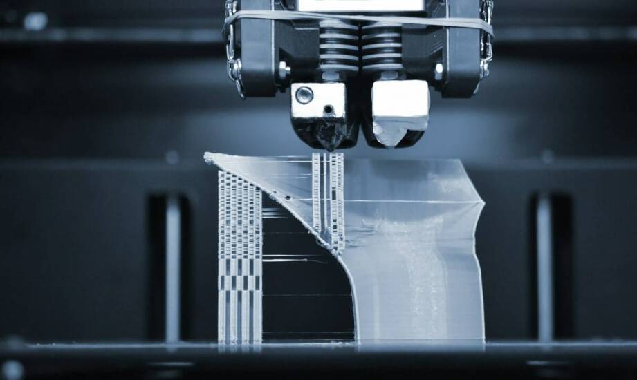 Tworzenie niestandardowych elementów reklamowych za pomocą druku 3D