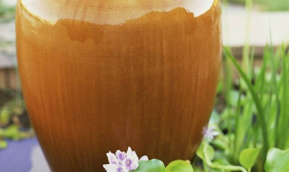 Poradnik wyboru urny: materiały i wzory dostępne na rynku