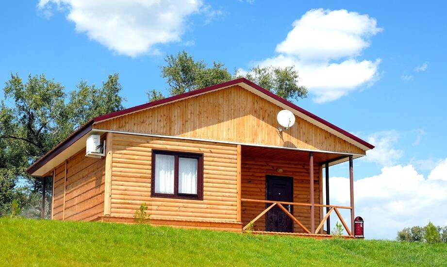 Wynajem domku krótkoterminowego – rozwiązanie dla podróżujących ze zwierzętami