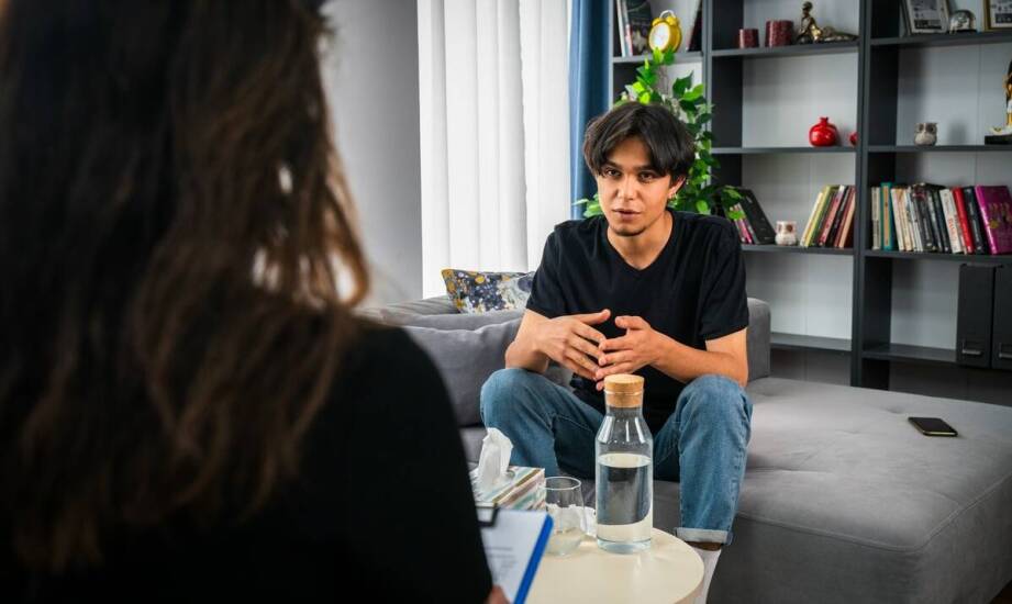 Wpływ terapii poznawczo-behawioralnej na leczenie depresji u młodzieży