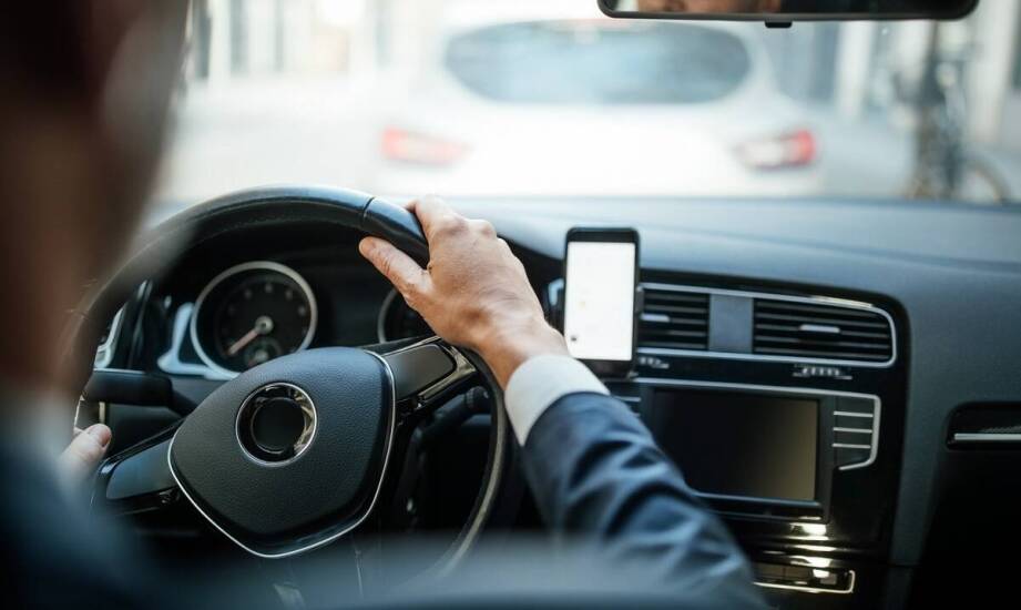 Jakie są korzyści z używania zakłócacza GPS w pojazdach?