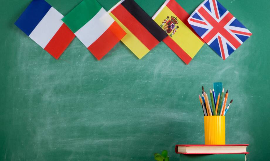 Jak obozy młodzieżowe za granicą mogą przyspieszyć naukę języka?