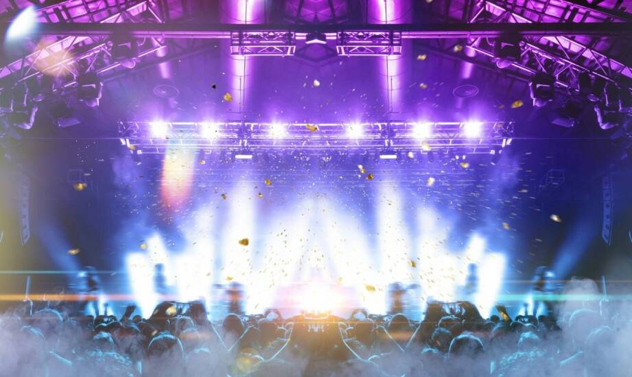 Czy wytwornica ognia może pracować w synchronizacji z muzyką lub światłem?