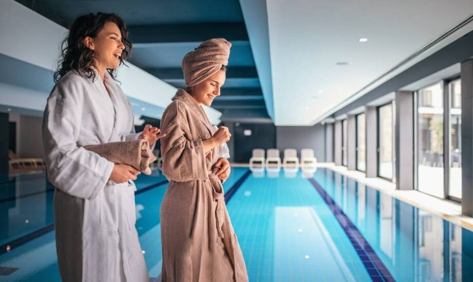 Jakie są najważniejsze zasady bezpieczeństwa podczas rehabilitacji w wodzie?