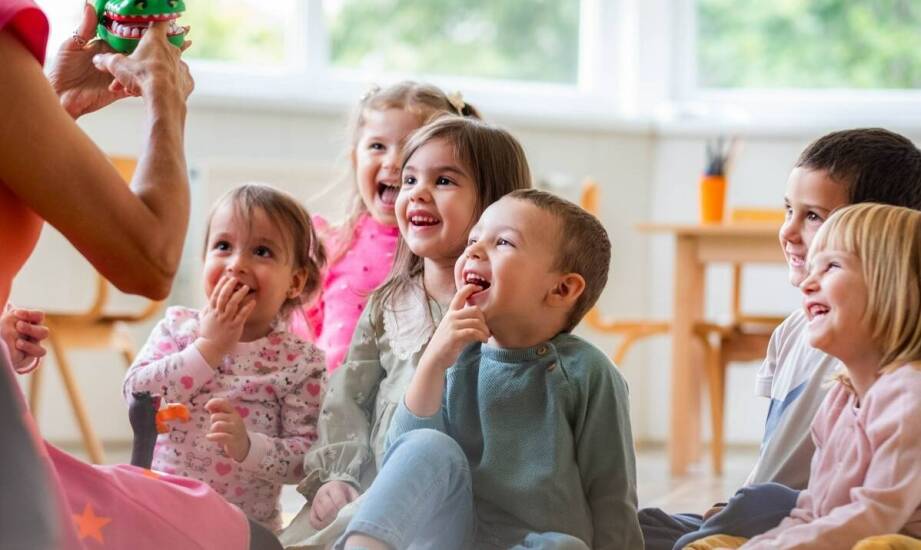 Jak przedszkole marki wspiera rozwój językowy dzięki codziennym zajęciom z angielskiego?