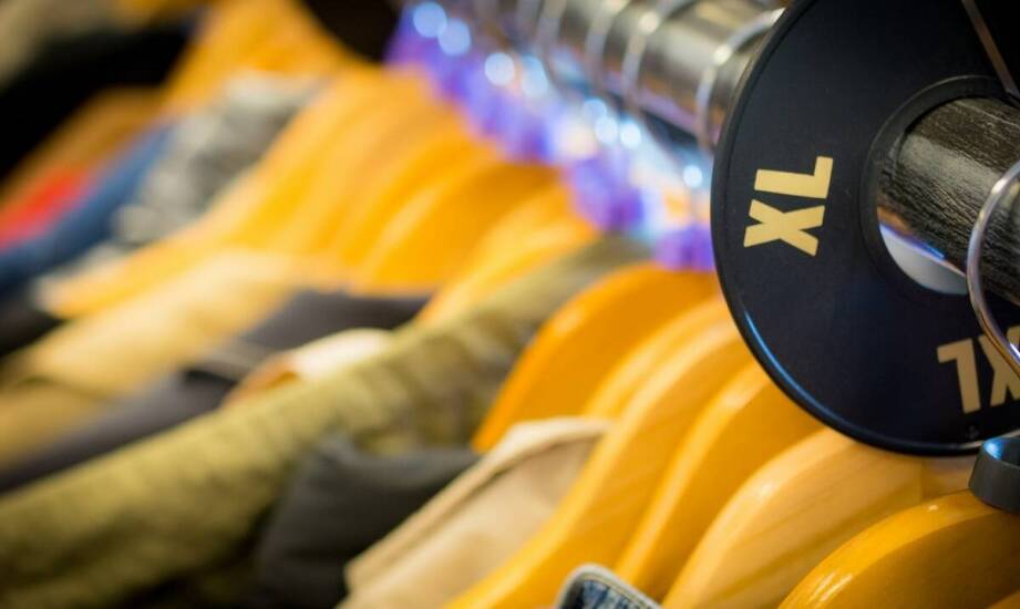 Znaczenie regularnych dostaw T-shirtów outletowych dla ciągłości oferty