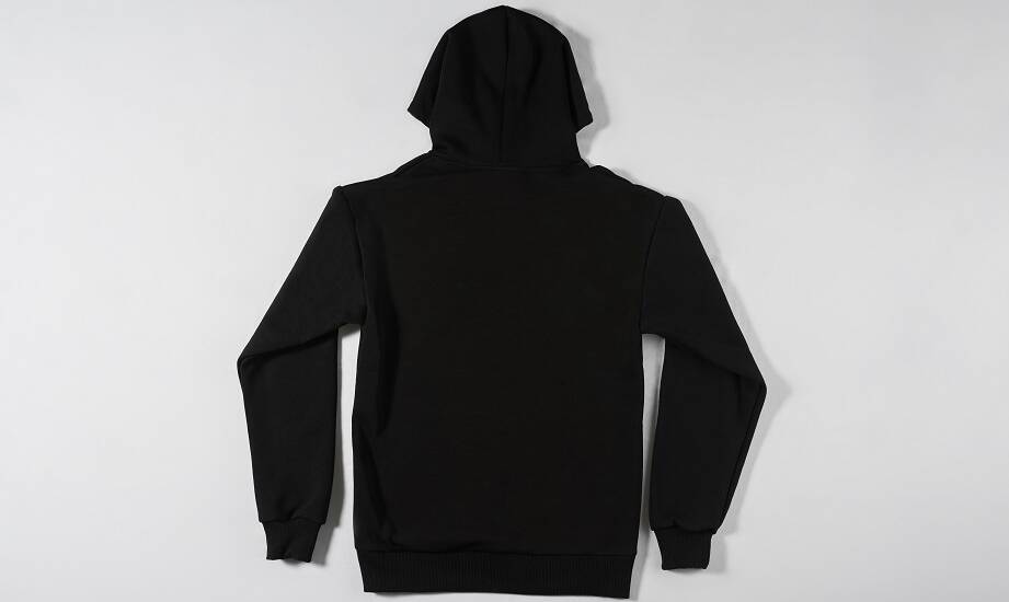 Ochrona termiczna bluz roboczych z kapturem: co warto wiedzieć?