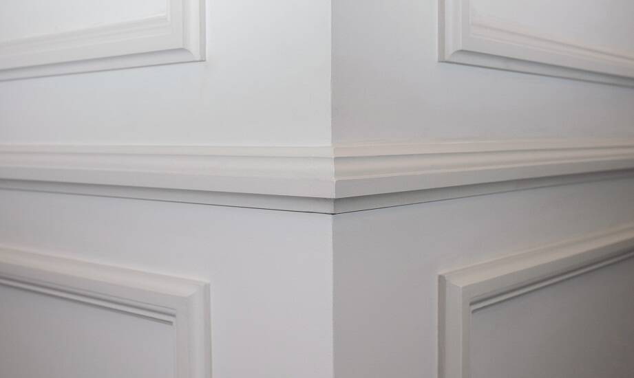 Nowoczesne zastosowania listew ściennych dekoracyjnych w aranżacji wnętrz