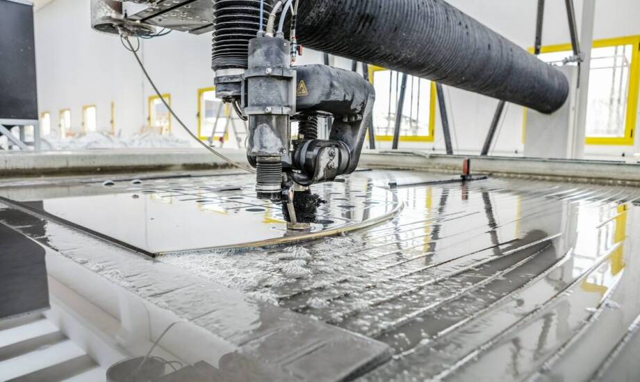 Nowoczesne technologie obróbki płyt Corian – co warto wiedzieć?