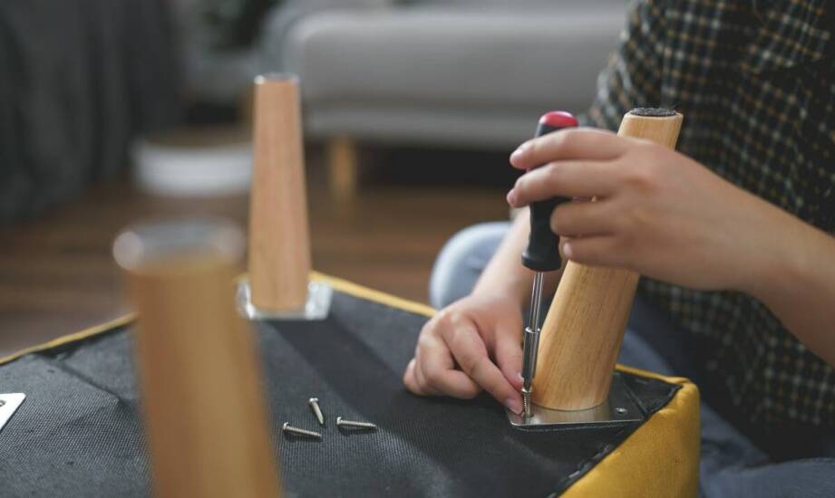 Dlaczego warto zlecić demontaż i montaż mebli profesjonalnej firmie przeprowadzkowej?