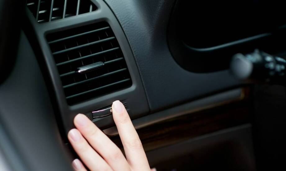 Porady dla kierowców: jak dobrać odpowiedni przełącznik świateł do swojego samochodu?