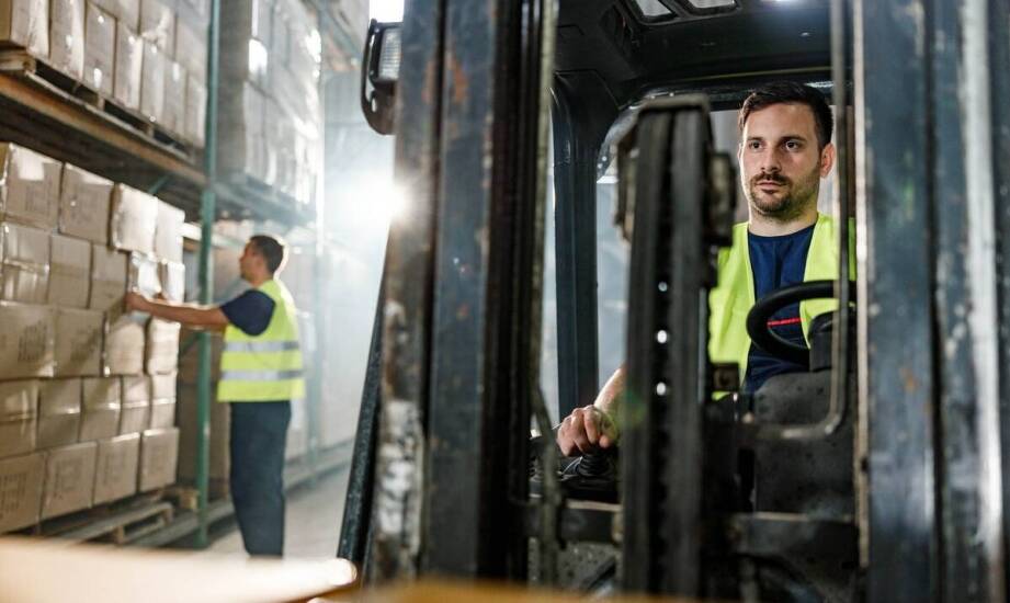 Praca w magazynie we Wrocławiu - oferty pracy od zaraz dla każdego zainteresowanego