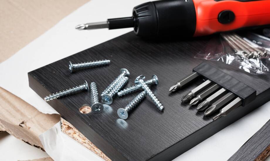 Jakie są korzyści z użycia precyzyjnych narzędzi do momentów dokręcania?