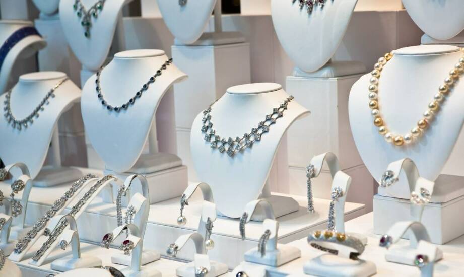 Zamiennik perfum Versace: trwałość i intensywność na każdą okazję