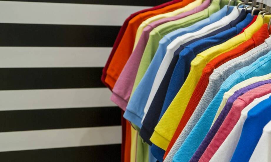 Personalizacja opakowań kaszerowanych – jak dostosować je do branży odzieżowej?