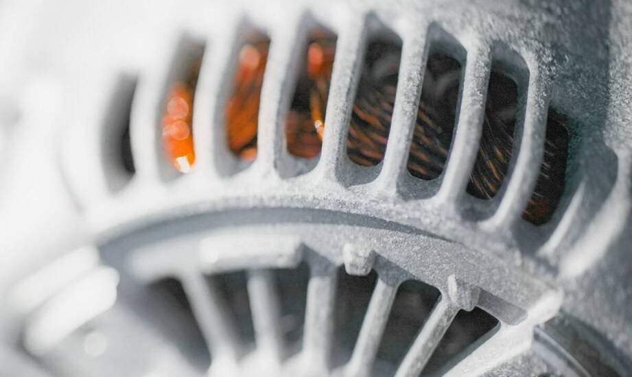 Jak nakładanie powłok galwanicznych chroni części samochodowe przed korozją?