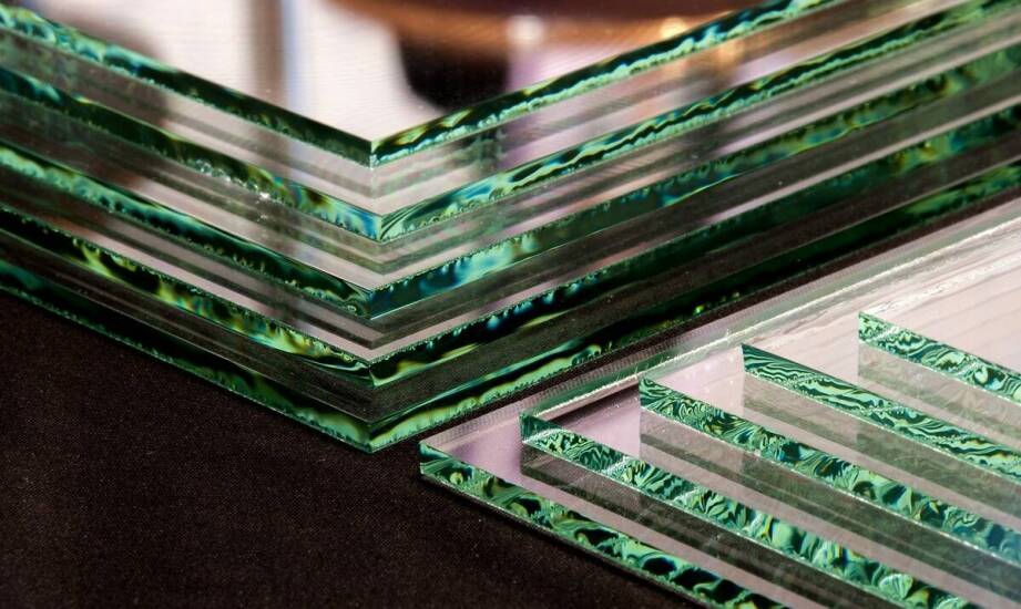 Worauf sollte man bei der Auswahl der Verglasung für Dachfenster achten?