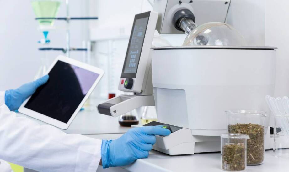 Wpływ zaawansowanych materiałów na konstrukcję nowoczesnych gniotowników laboratoryjnych